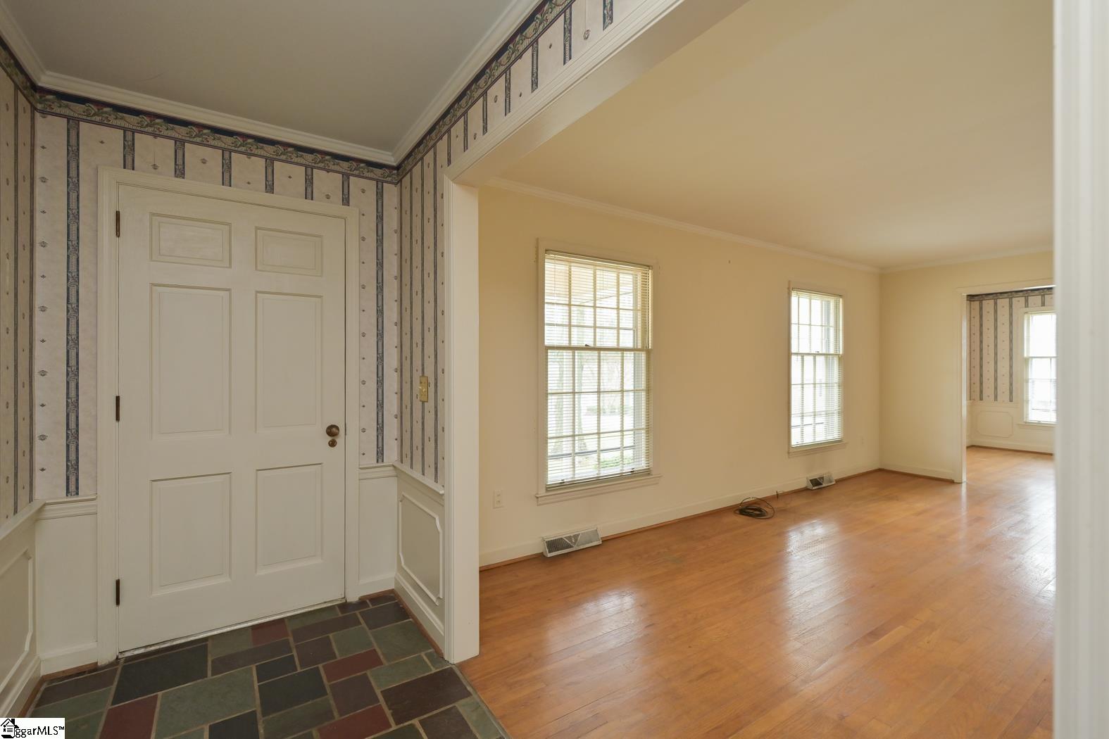 Property image 3 of 513 Butler Springs Road in Heritage Hills, Greenville, SC 29615
