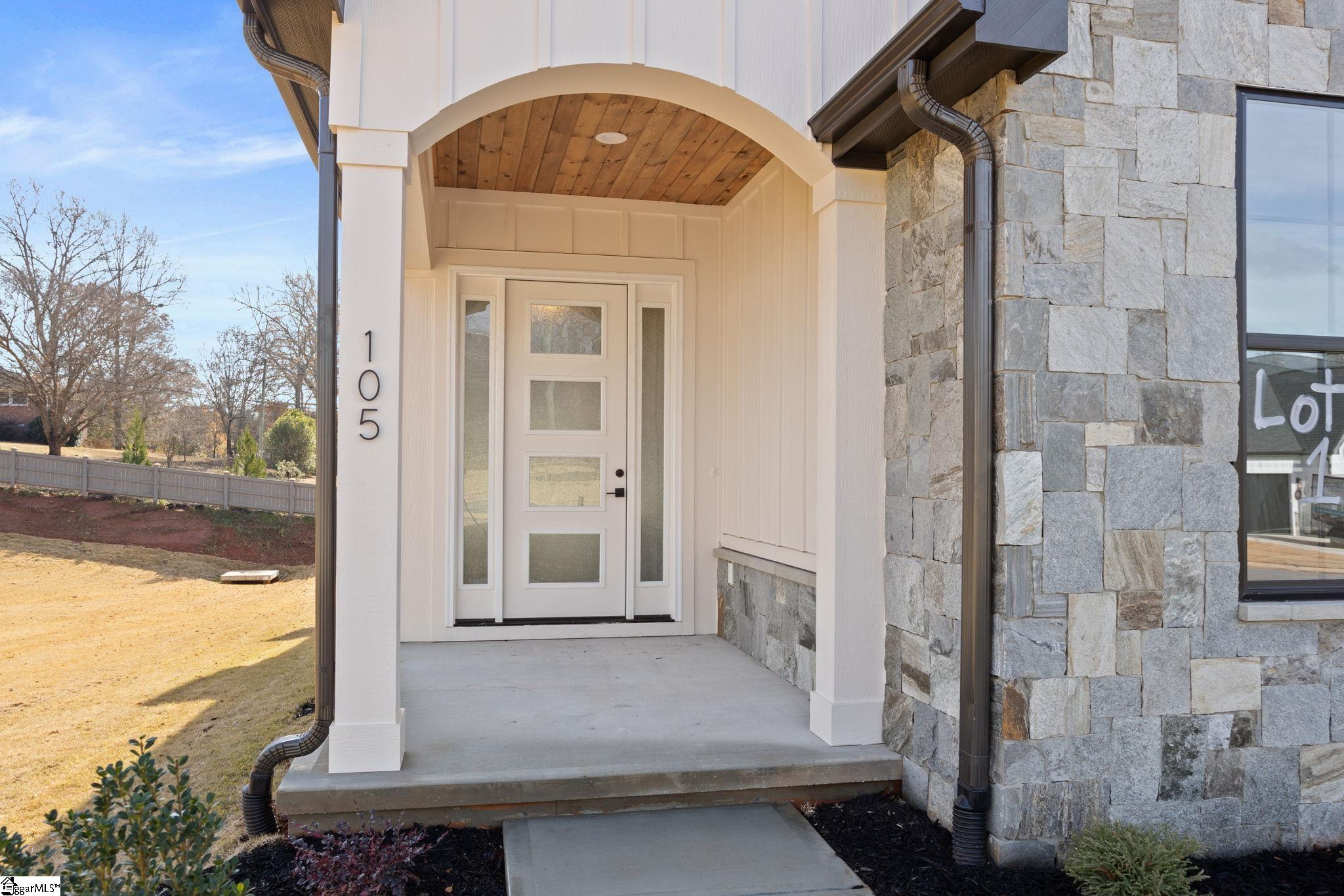 Property image 3 of 105 Selby Drive in Clemson Meadows, Clemson, SC 29631