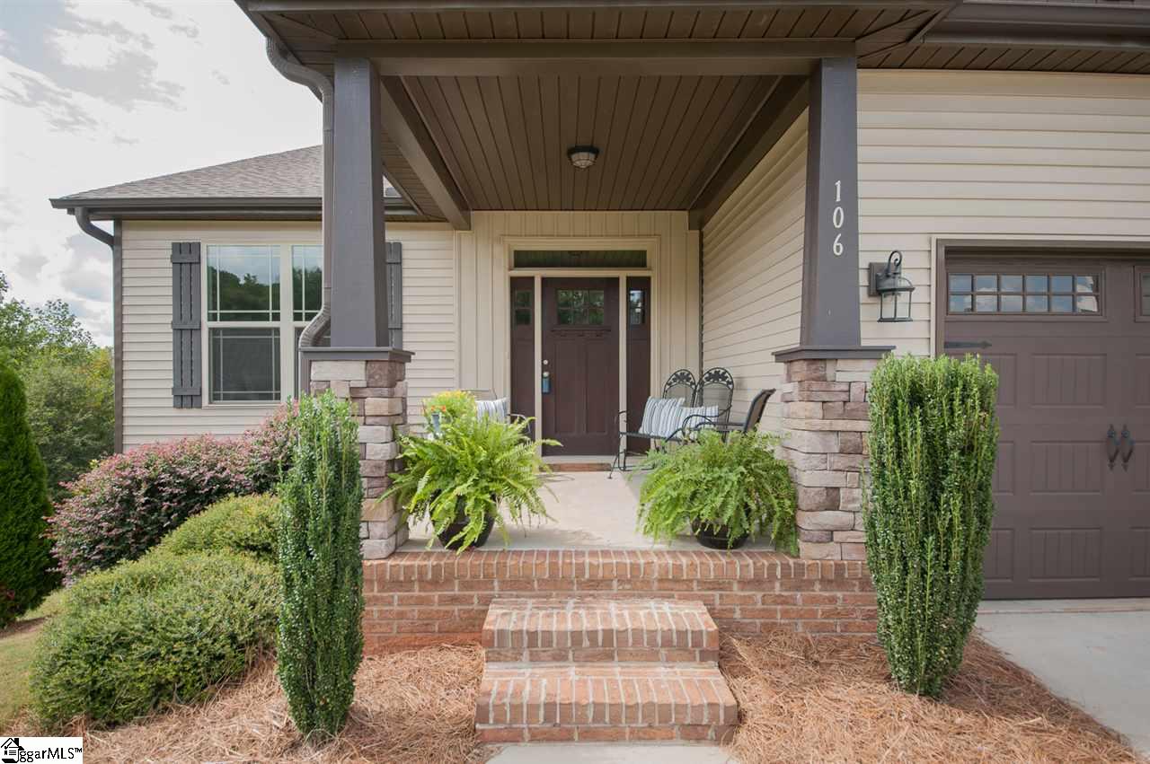 Property image 3 of 106 Rising Meadow Lane in Meadow Breeze, Taylors, SC 29687