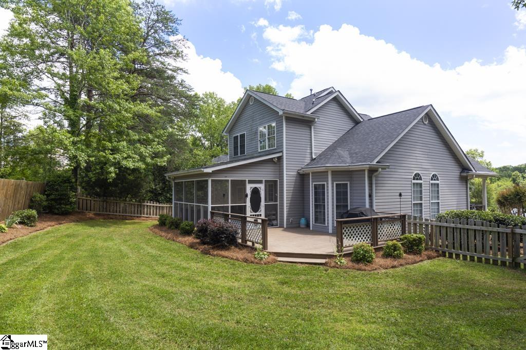 Property image 3 of 7 Longleaf Court in Half Mile Lake, Greenville, SC 29609