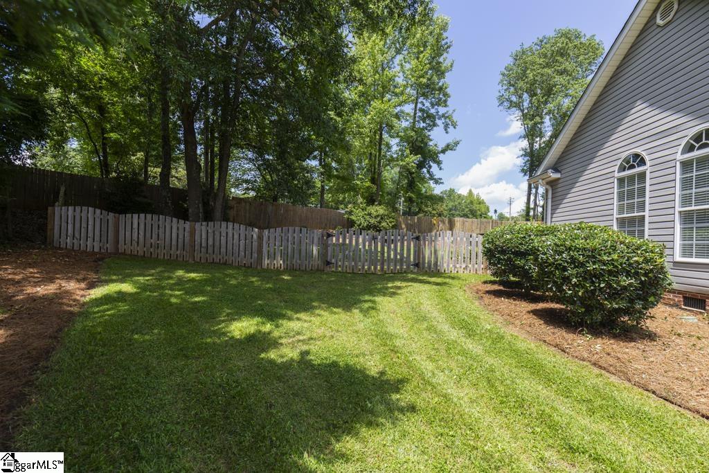 Property image 4 of 7 Longleaf Court in Half Mile Lake, Greenville, SC 29609