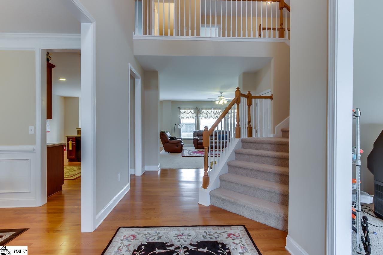 Property image 3 of 105 Abby Circle in Tanner Estates, Greenville, SC 29607