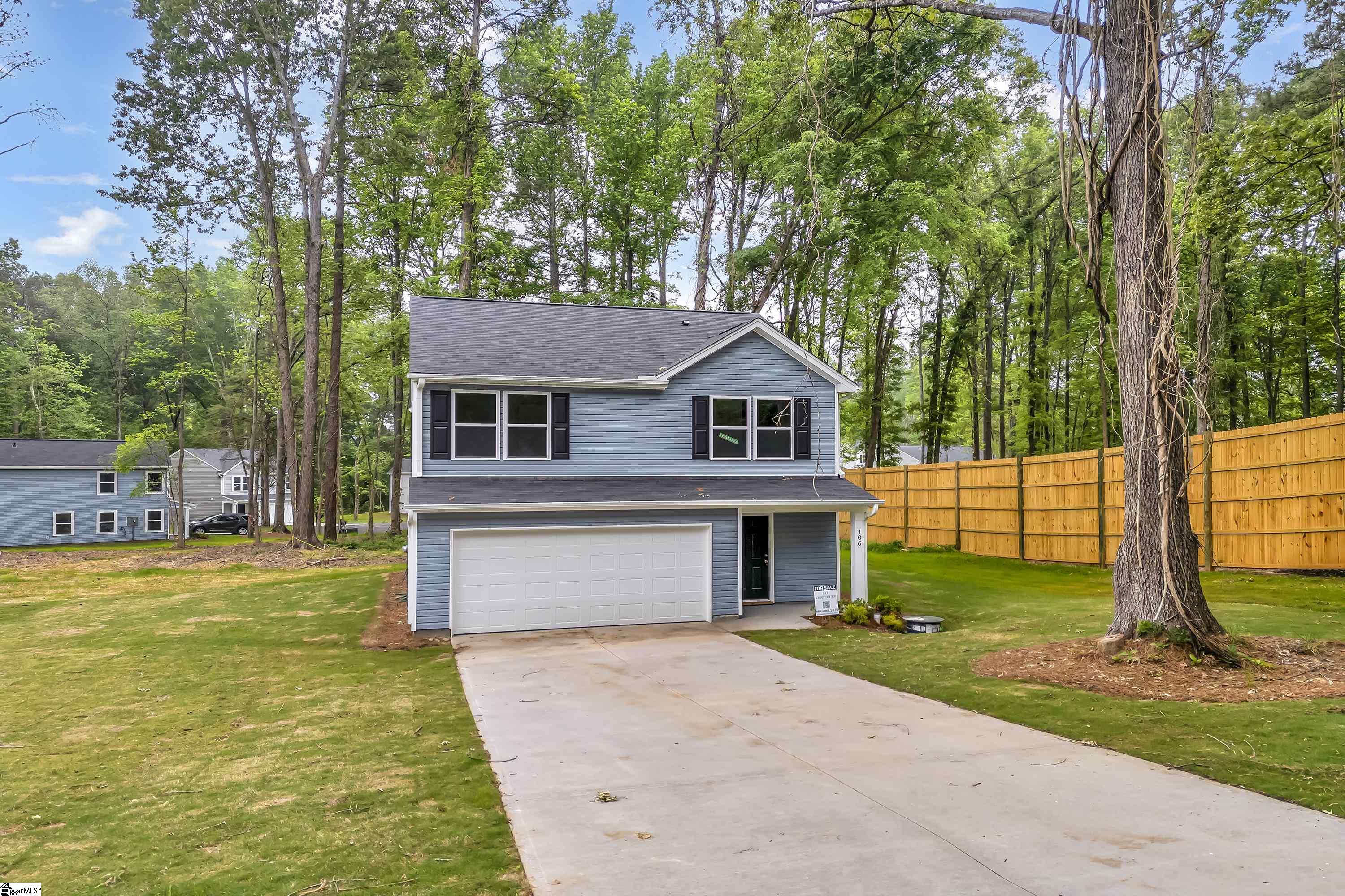 Property image 2 of 106 Sunflower Lane in Southwood, Clinton, SC 29325