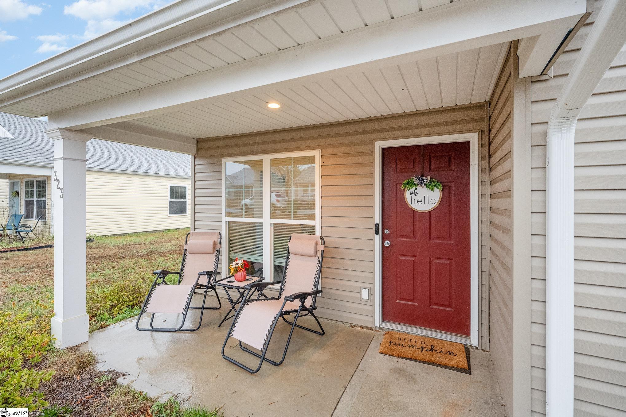 Property image 4 of 323 Dillon Drive in Blossom Meadows, Clinton, SC 29325