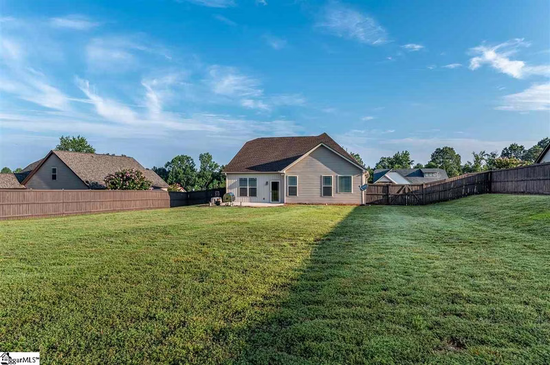 Property image 4 at 47 Rising Meadow Lane, Taylors, SC 29687