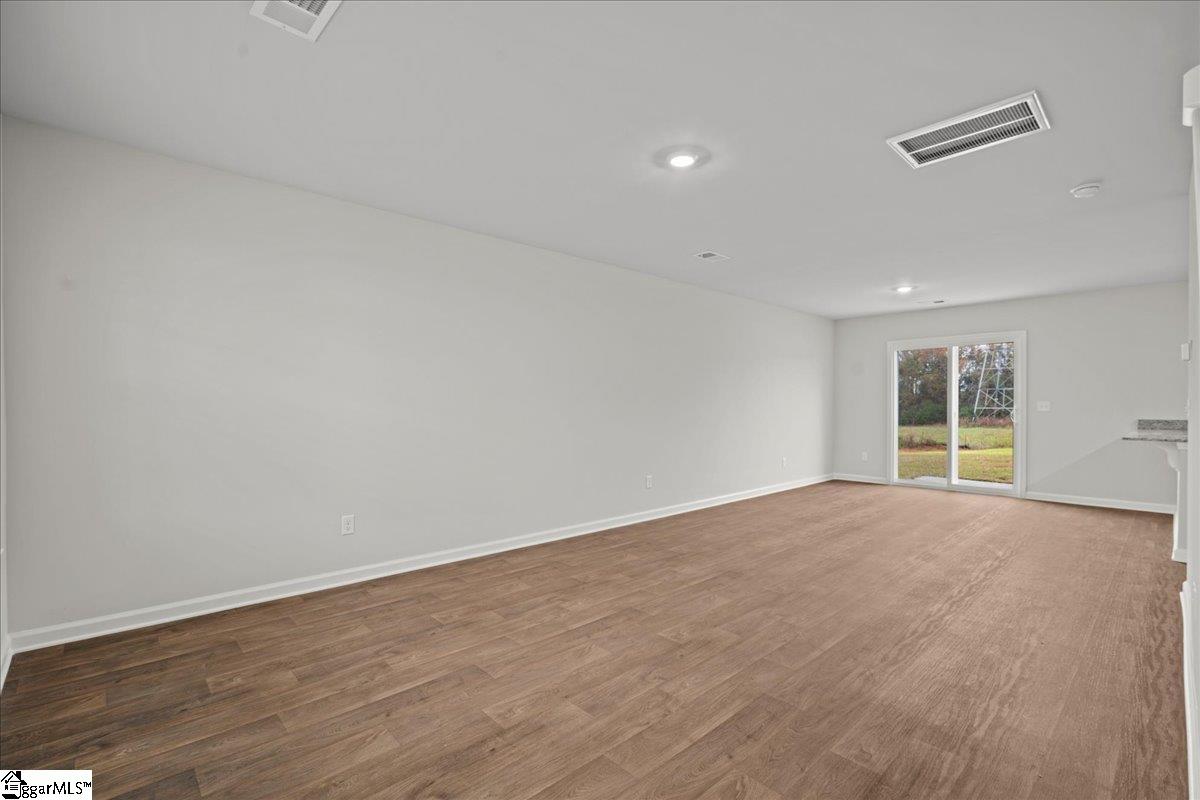 Property image 5 of 114 Southern Magnolia Lane in Hidden Hills, Laurens, SC 29360