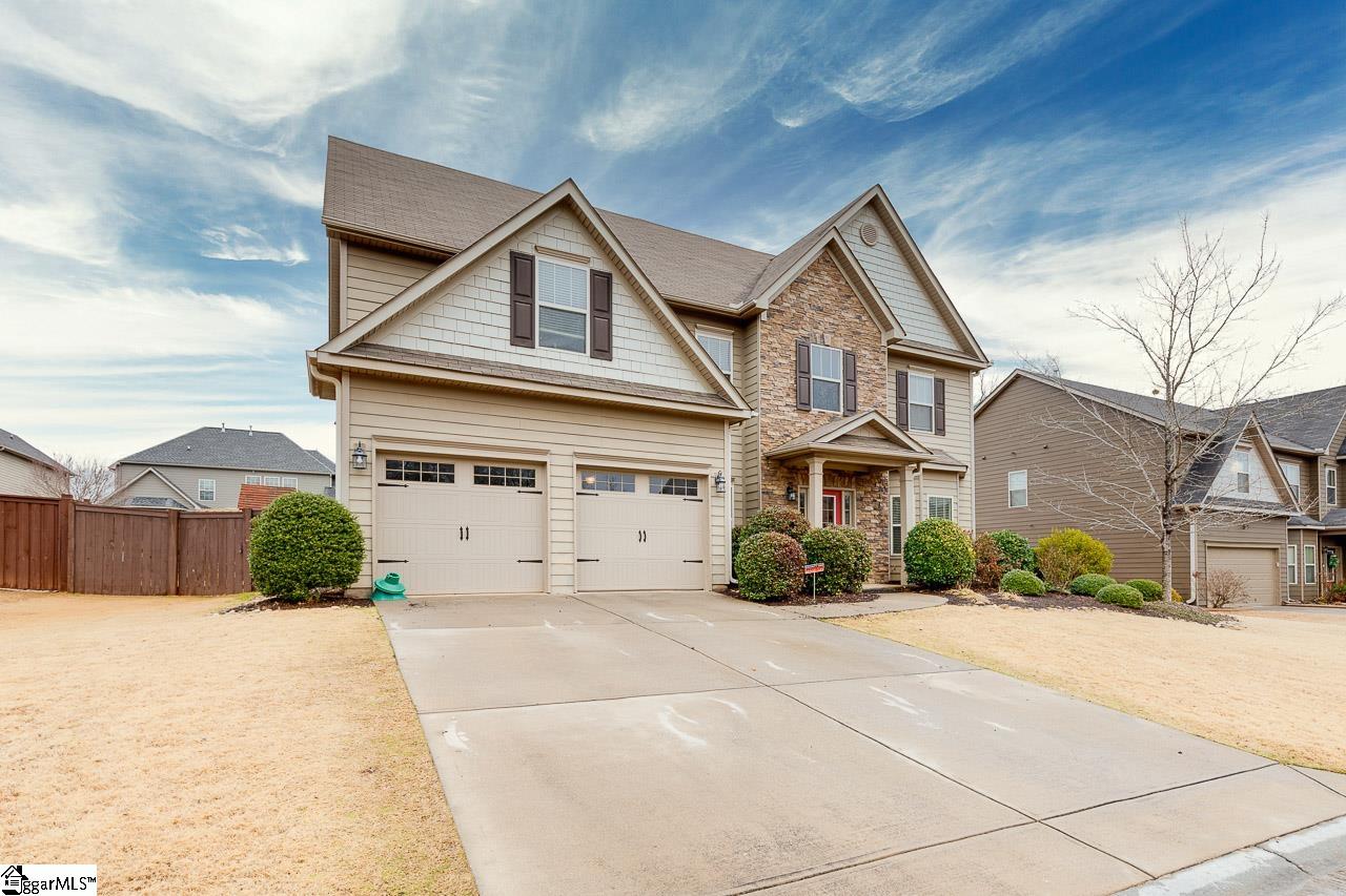 Property image 2 of 237 Strasburg Drive in Shenandoah Farms, Simpsonville, SC 29681