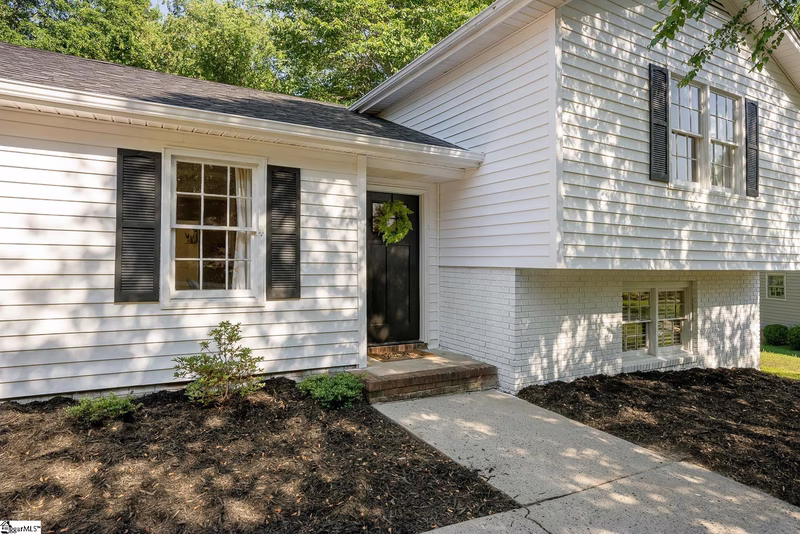 Property image 3 at 614 Gray Fox Square, Taylors, SC 29687