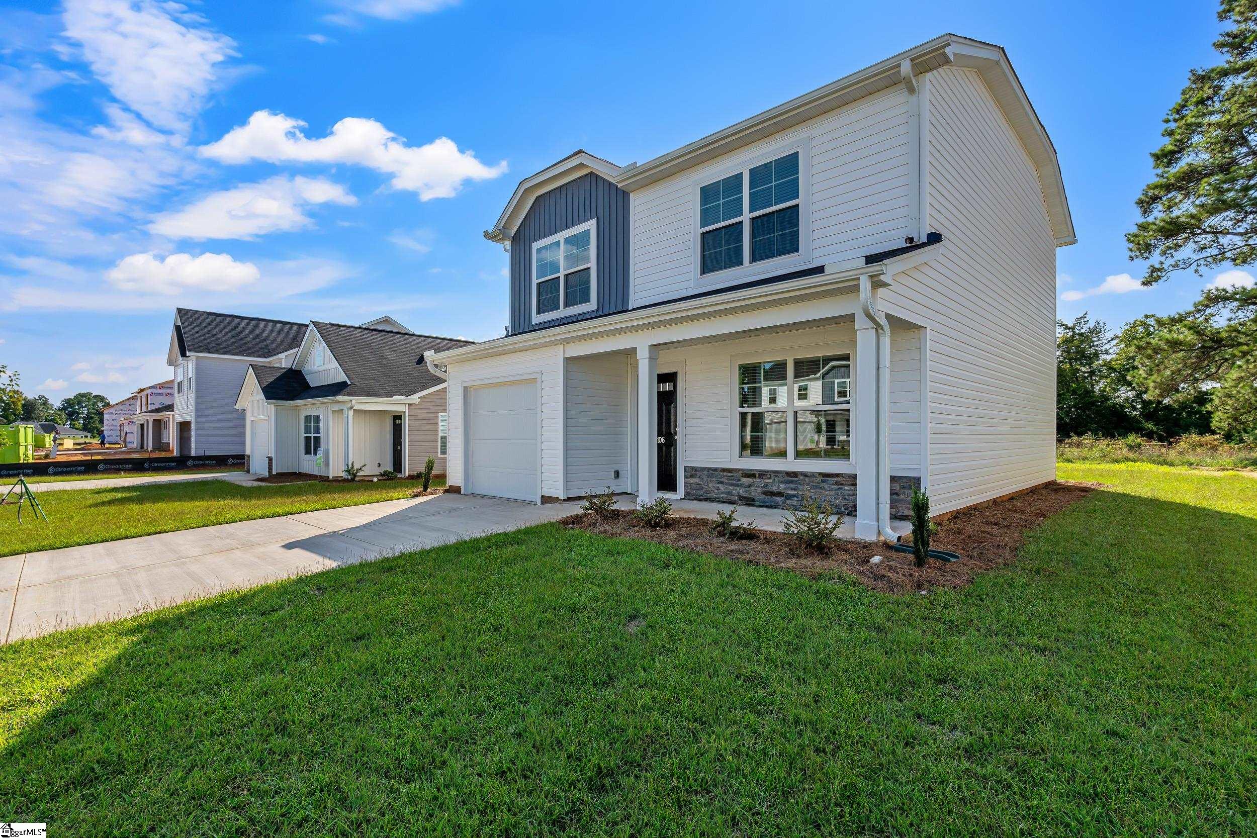 Property image 3 of 106 Southern Magnolia Lane in Hidden Hills, Laurens, SC 29360