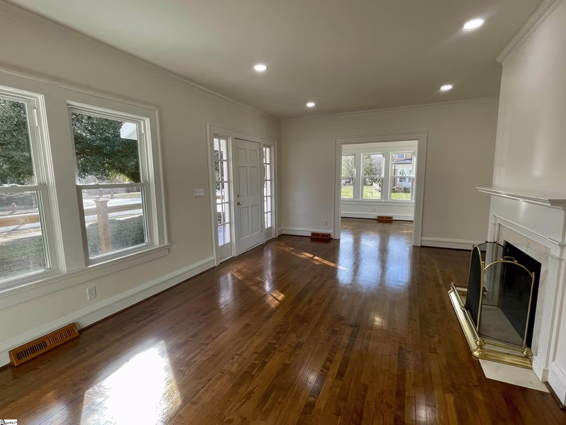 Property image 4 at 108 W Walnut Street, Clinton, SC 29325