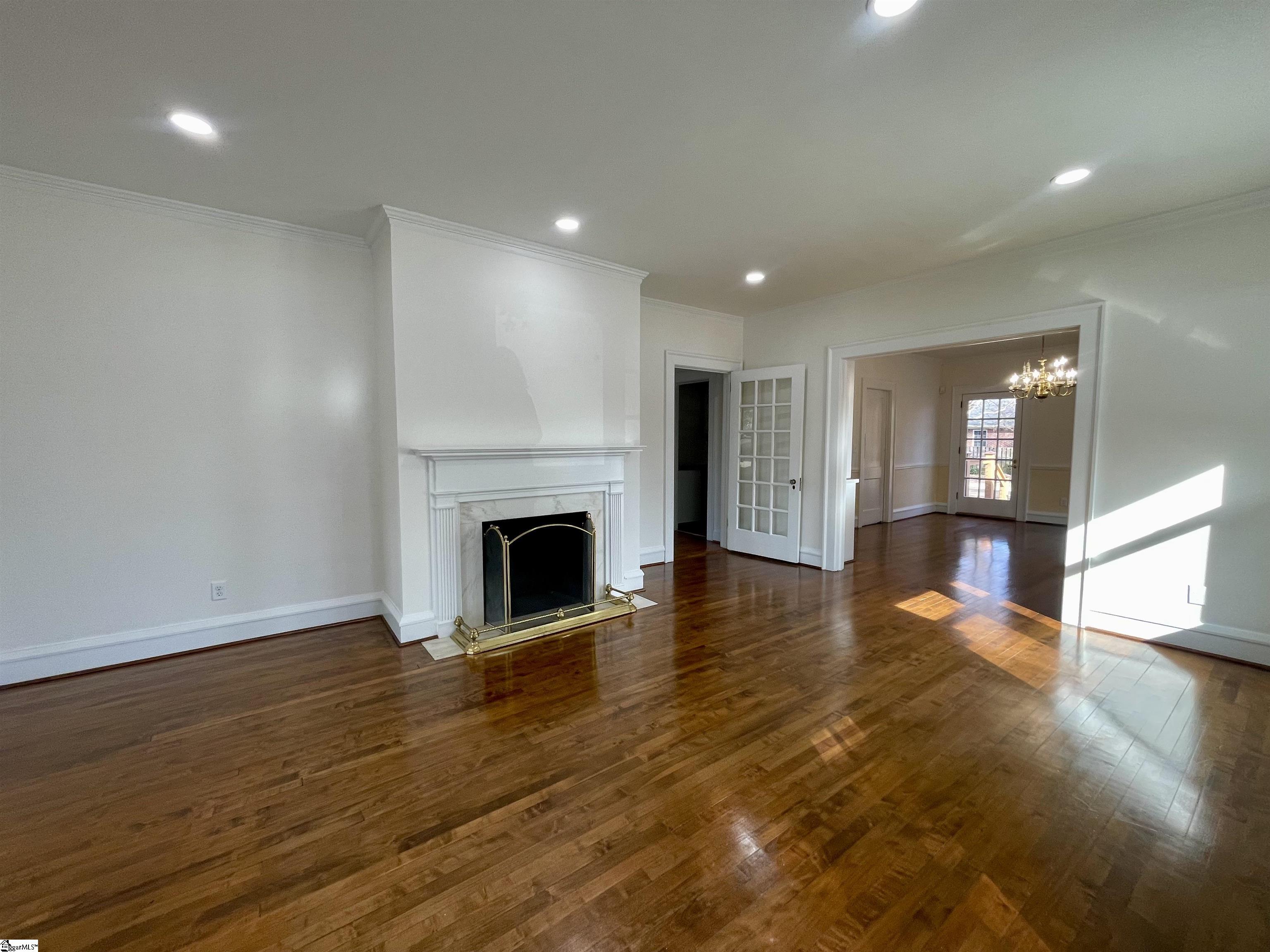 Property image 2 of 108 W Walnut Street in College View, Clinton, SC 29325