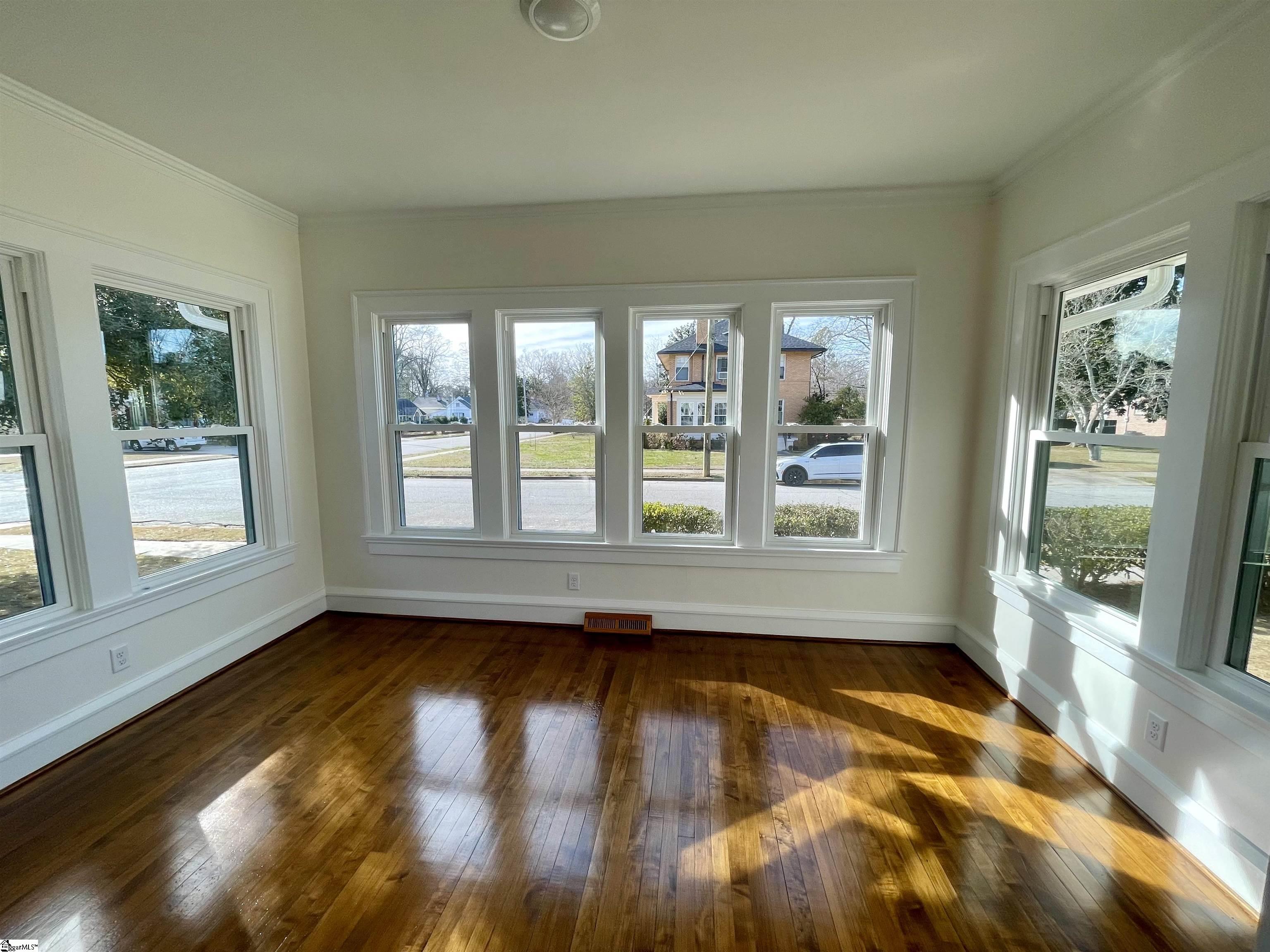 Property image 3 of 108 W Walnut Street in College View, Clinton, SC 29325