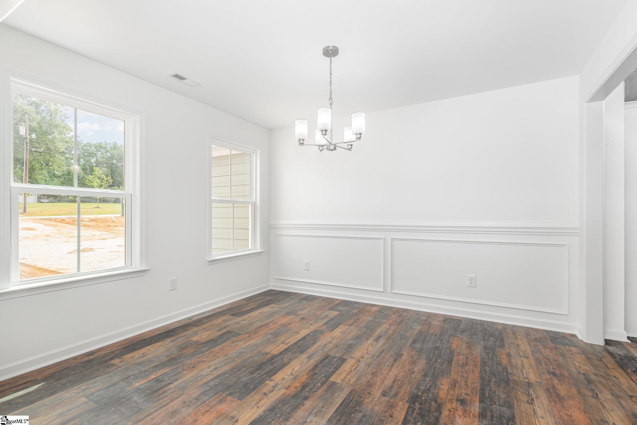Property image 3 of 719 Parkview Drive in Parkview, Laurens, SC 29360