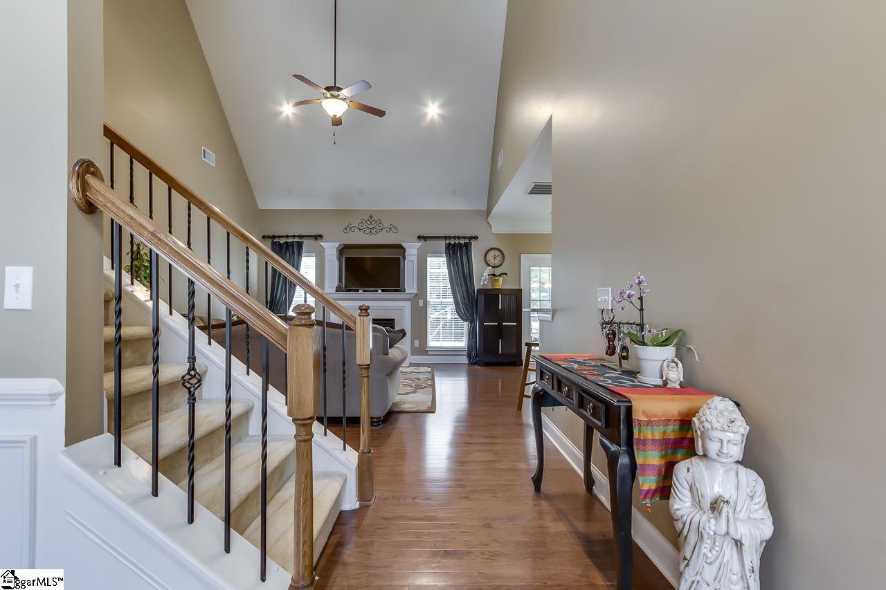 Property image 2 of 3 Cedarhill Court in Harrison Cove, Simpsonville, SC 29681