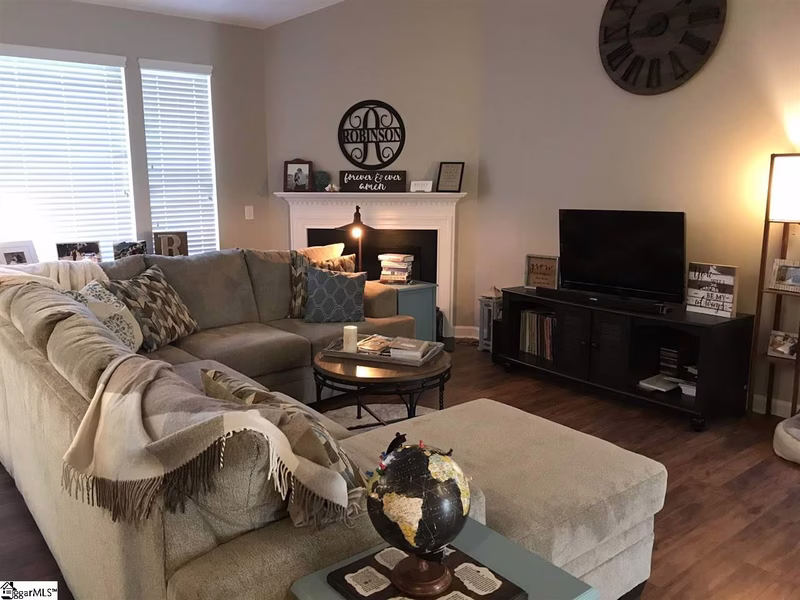 Property image 3 at 314 Oakboro Lane, Simpsonville, SC 29680