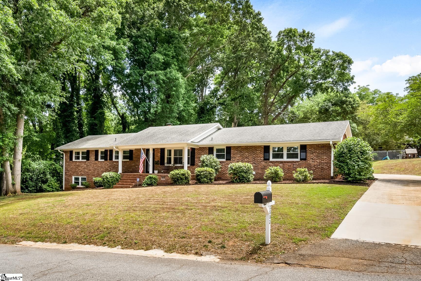 Property image 2 of 2802 Leconte Road in Bellview Estates, Anderson, SC 29621