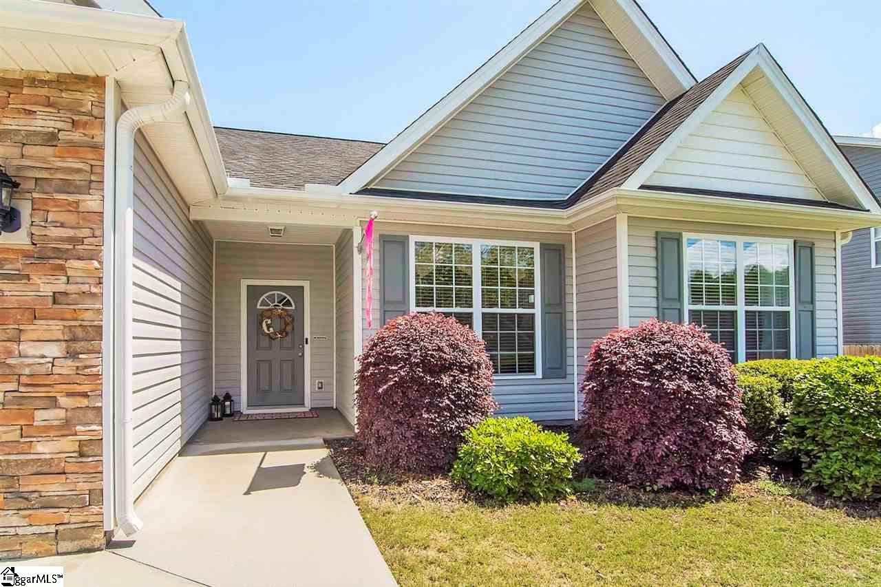 Property image 2 of 12 Greenbranch Way in Autumn Woods, Simpsonville, SC 29680