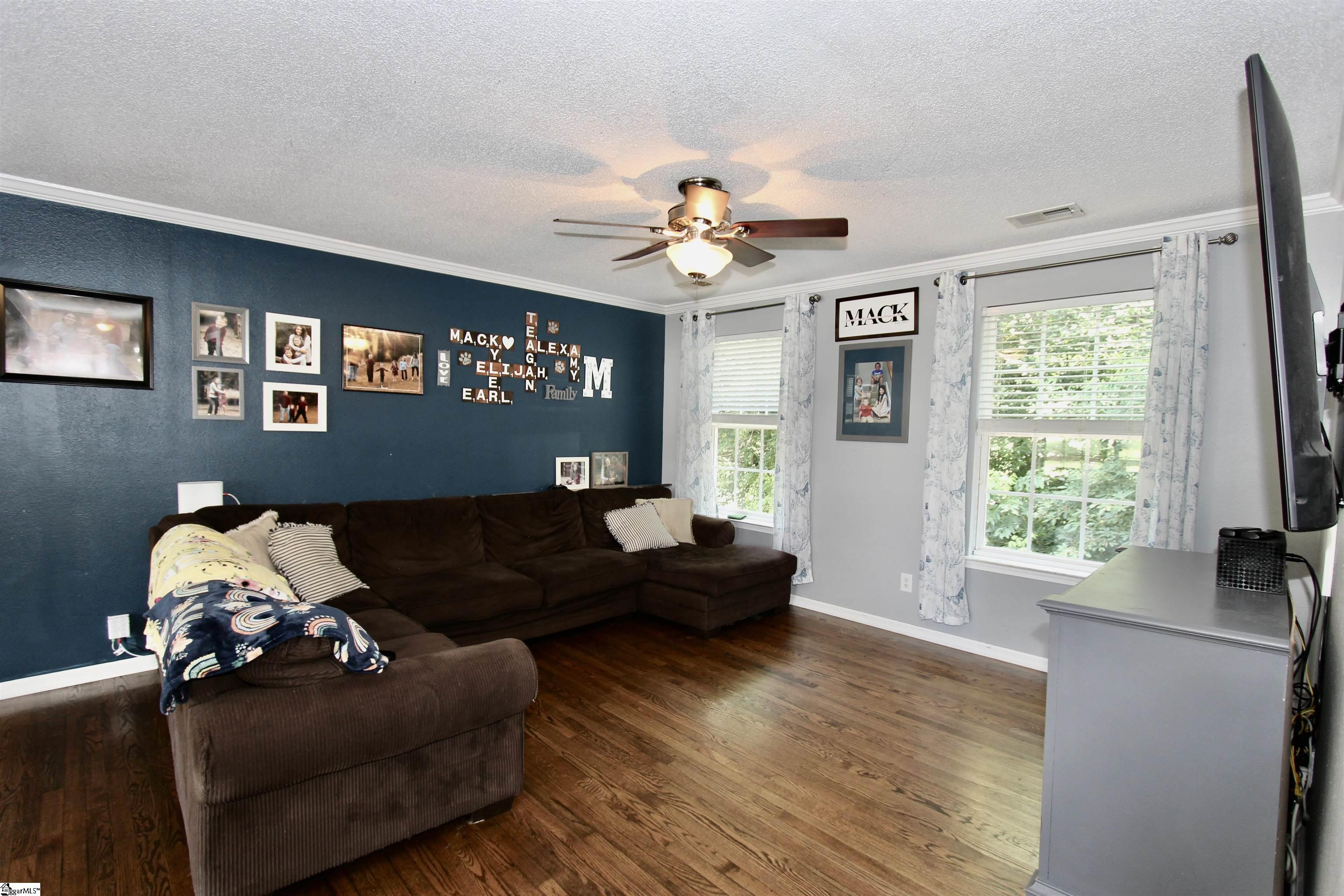 Property image 2 of 198 Spring Street in Duncan Station, Duncan, SC 29334