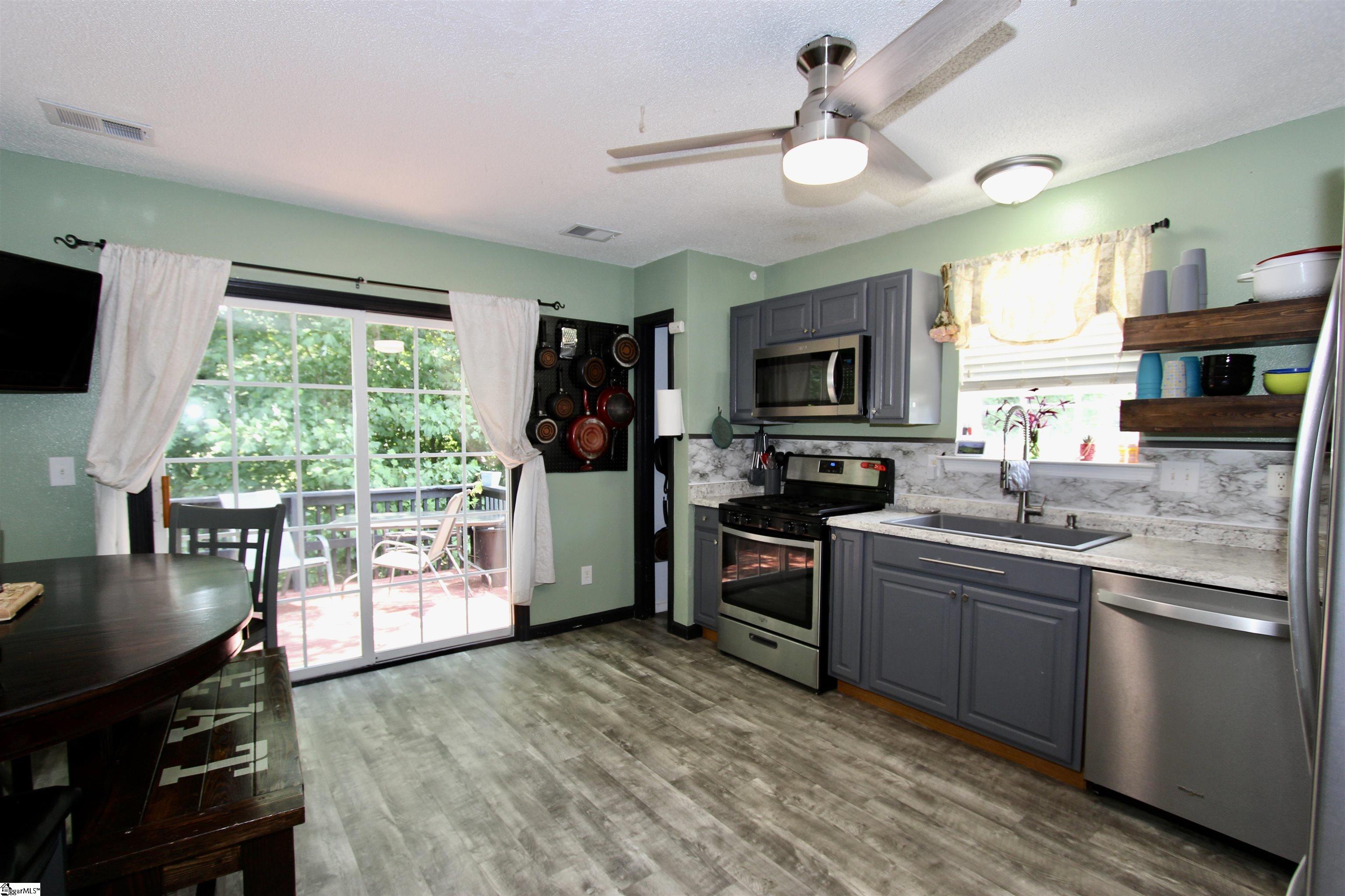 Property image 5 of 198 Spring Street in Duncan Station, Duncan, SC 29334