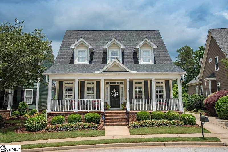 Property image 2 at 332 Crandon Drive, Greenville, SC 29615