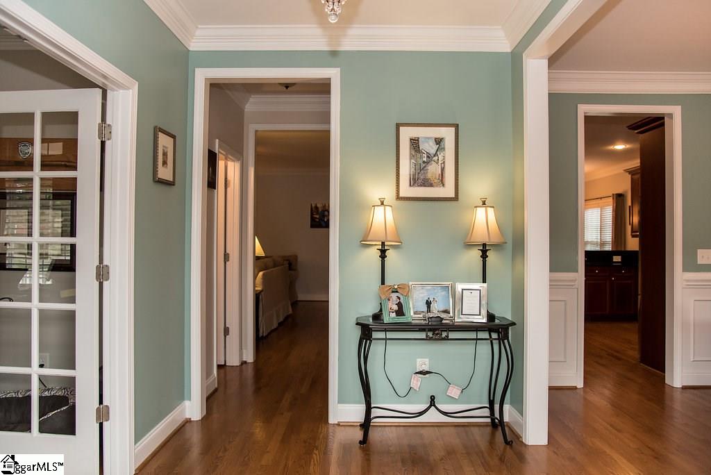 Property image 3 of 332 Crandon Drive in Tuscan Woods, Greenville, SC 29615