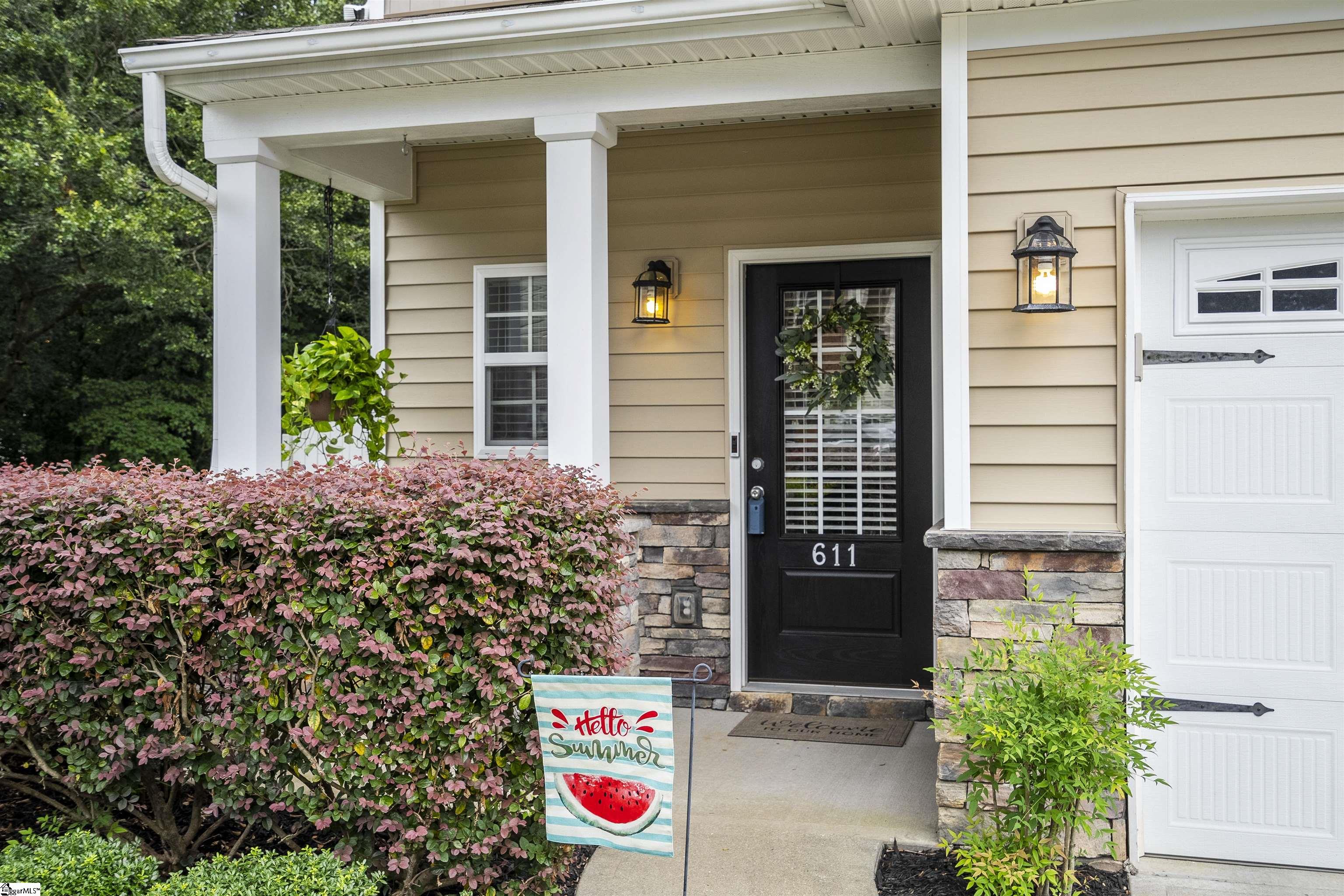 Property image 2 of 611 Millervale Road in Lismore Park, Greer, SC 29650