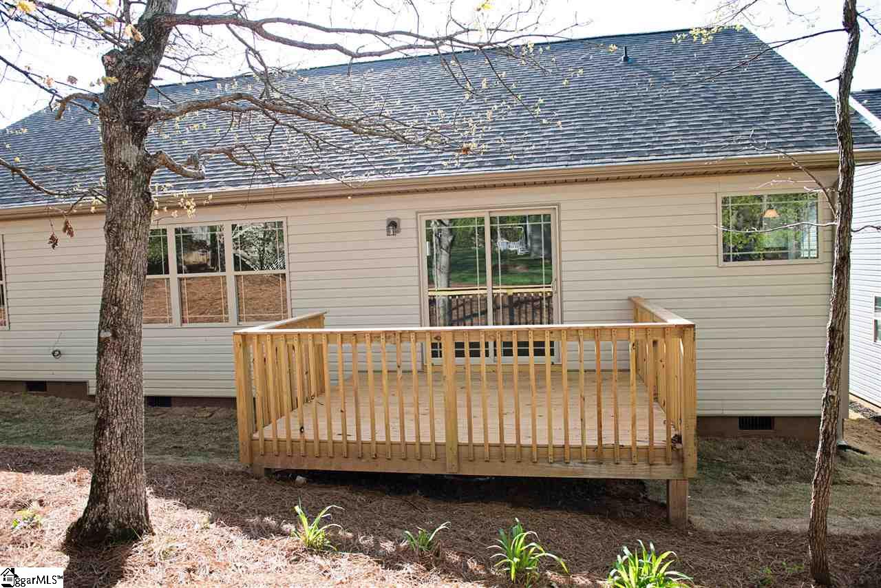 Property image 5 of 142 Page Creek Boulevard in Cottages at Landrum, Landrum, SC 29356