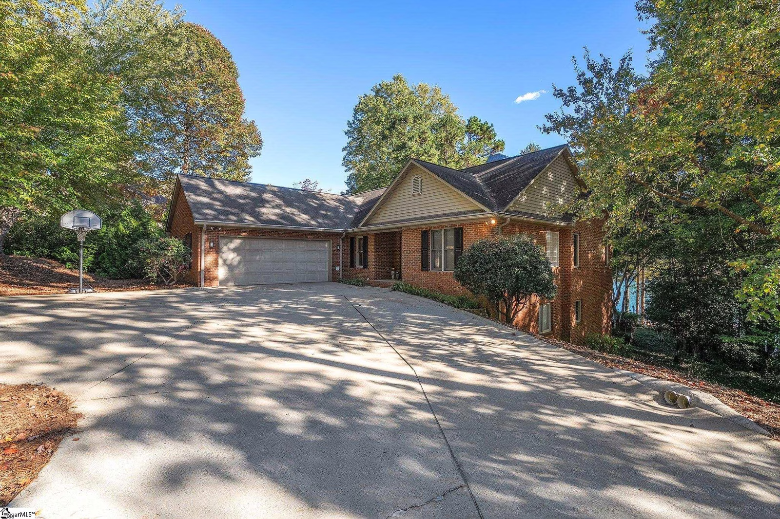 Property image 1 at 208 Amethyst Way, Seneca, SC 29672