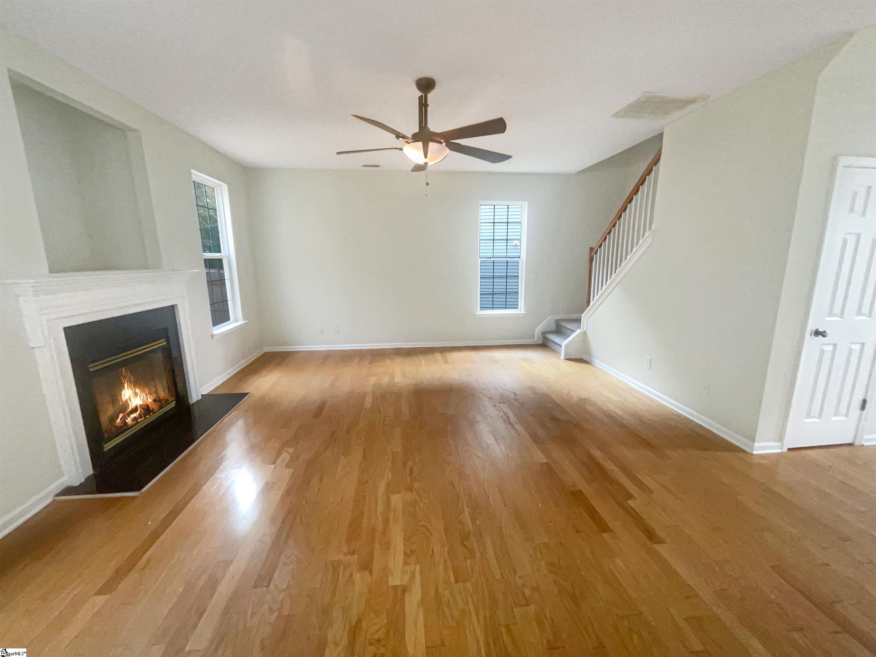 Property image 4 of 207 Kylemore Lane in Lismore Park, Greer, SC 29650
