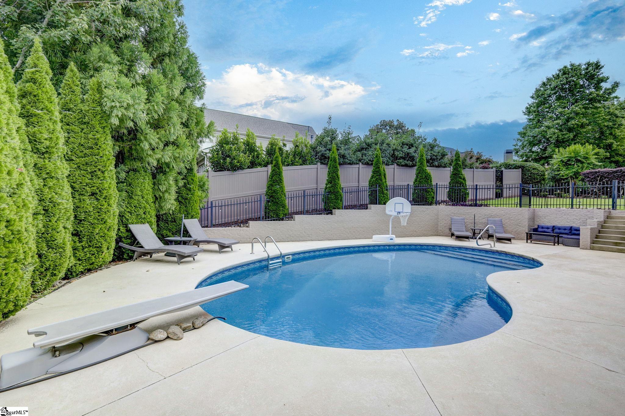 Property image 2 of 5 London Court in Glen Abbey, Greer, SC 29650