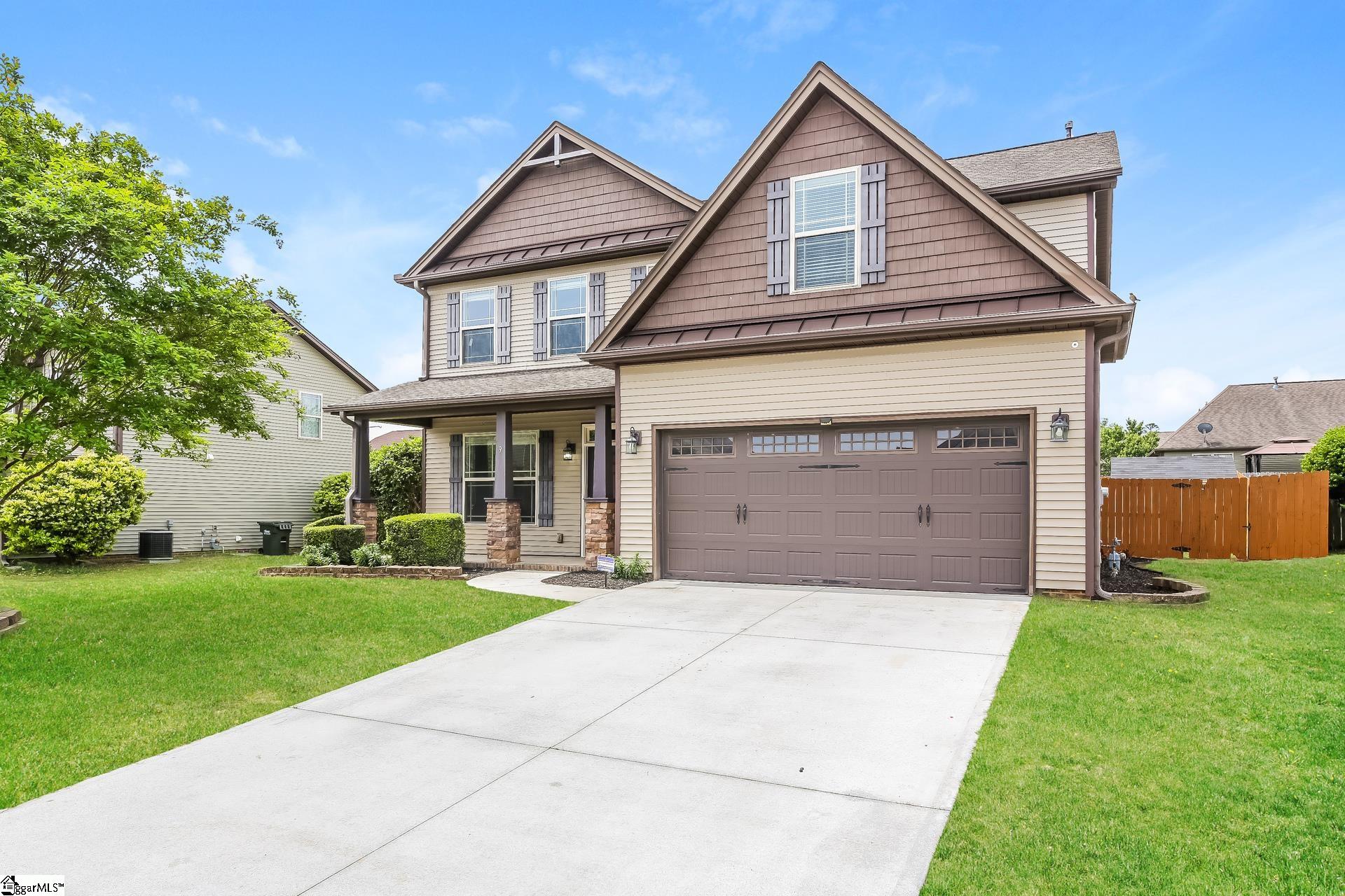 Property image 2 of 9 Dunsborough Drive in Victoria Park, Simpsonville, SC 29680