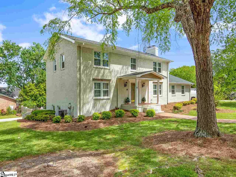 Property image 2 at 201 Donington Drive, Greenville, SC 29615