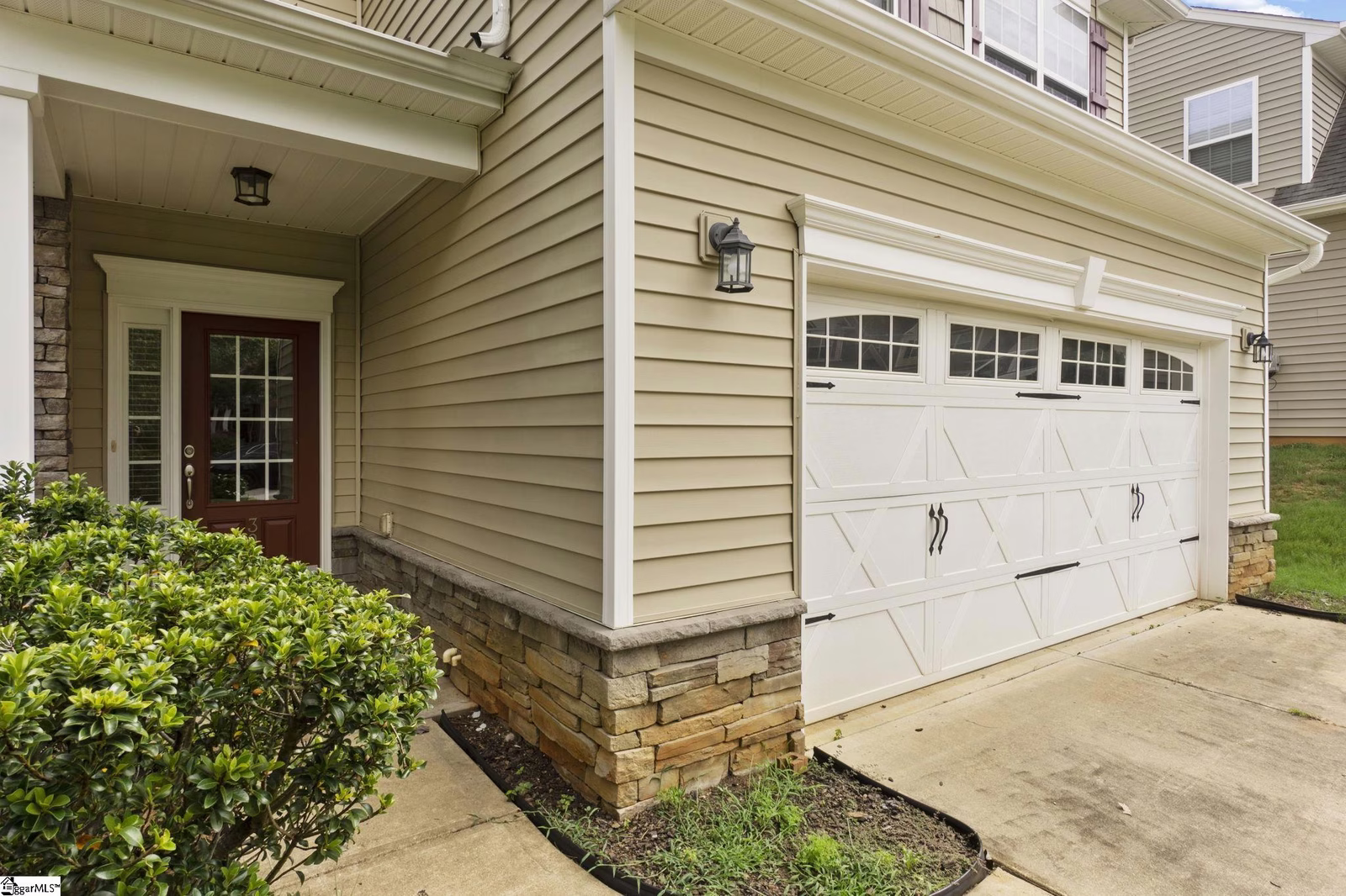 Property image 1 at 305 Cypress Hill Court, Simpsonville, SC 29681