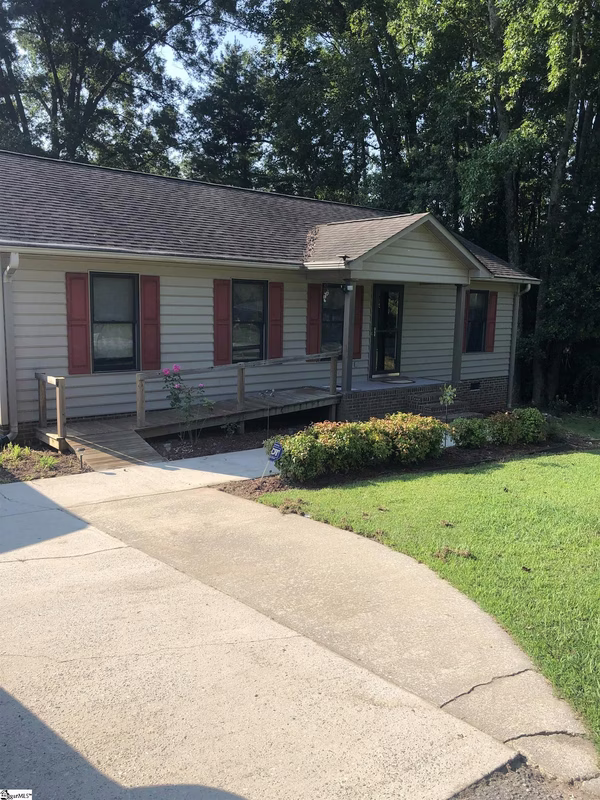 1401 Greenwood Road