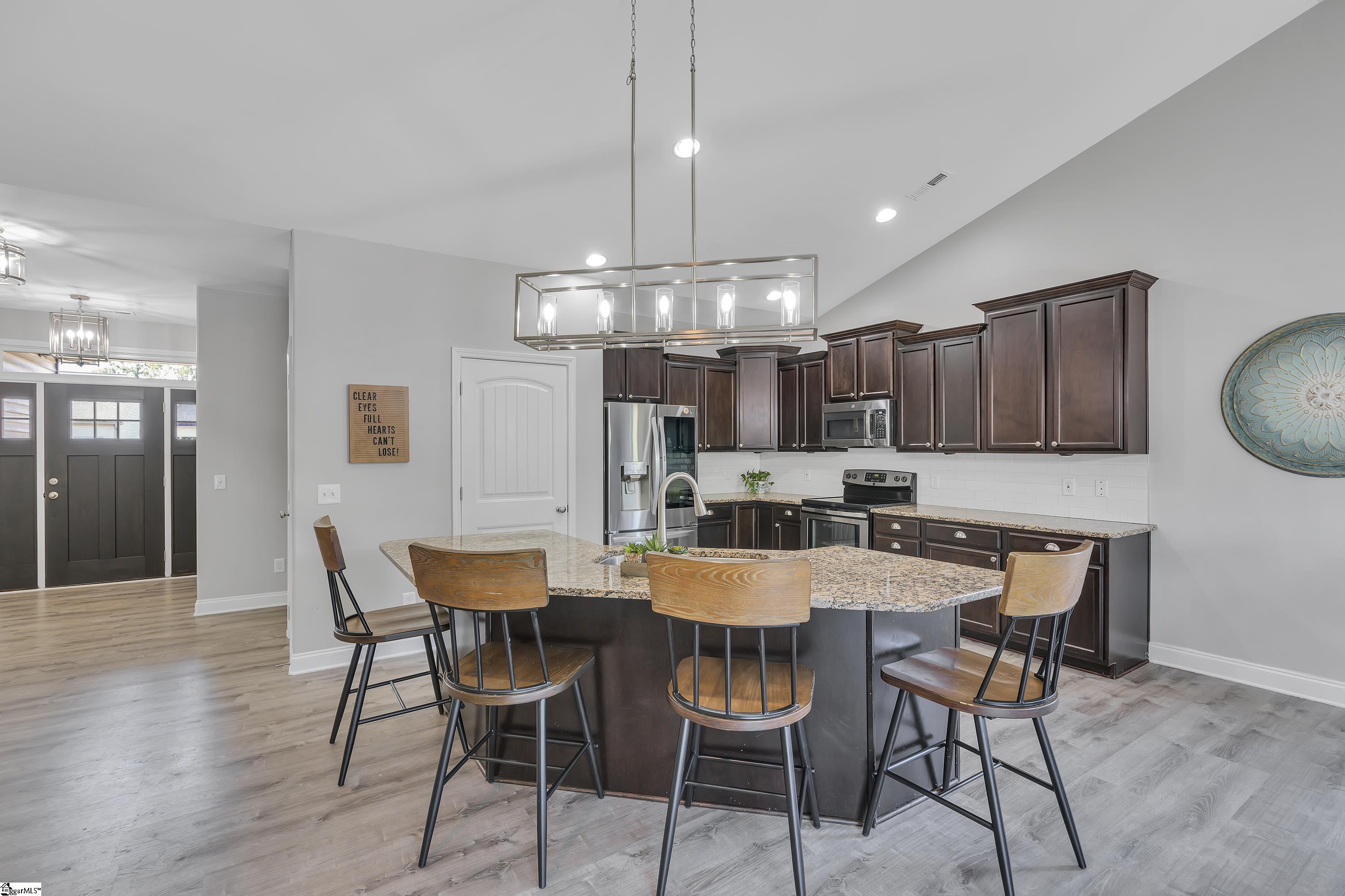 Property image 4 of 38 Rising Meadow Lane in Meadow Breeze, Taylors, SC 29687
