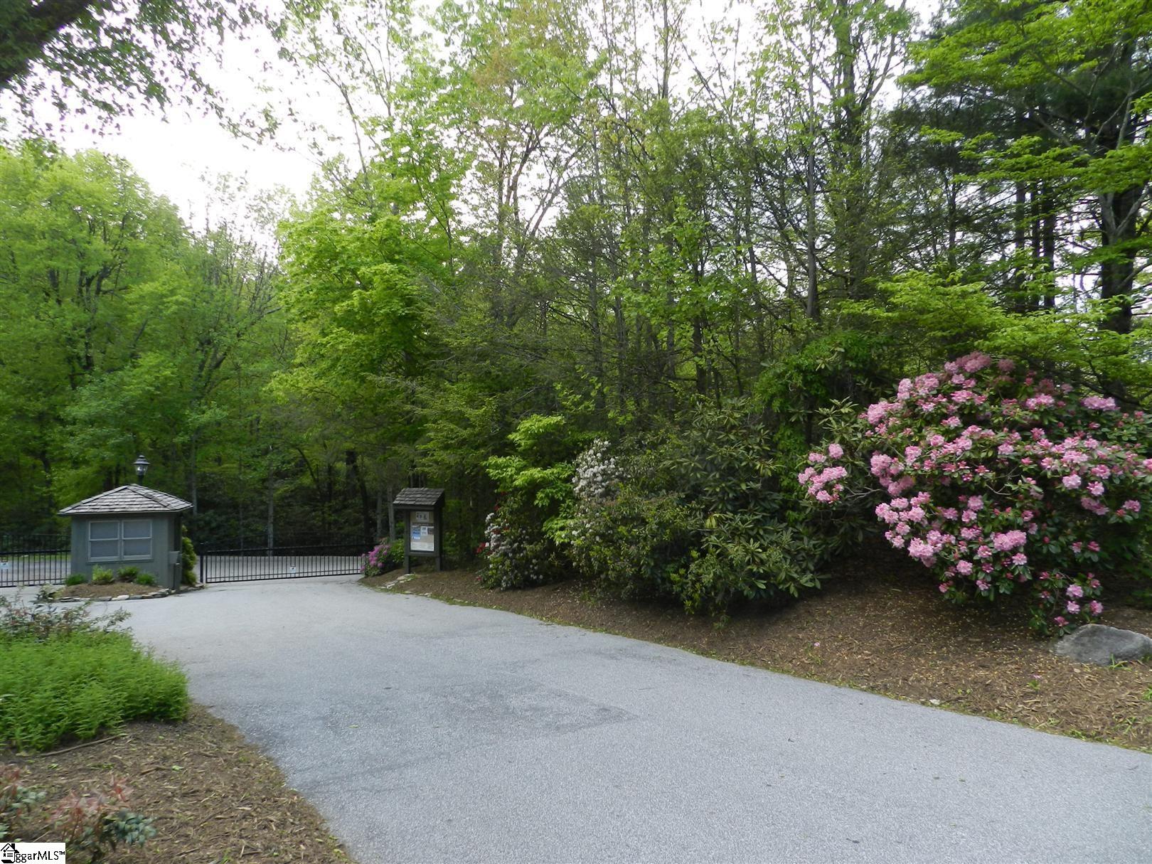 Property image 5 of 609 Cliff Ridge Drive in Cliff Ridge at Caesars Head, Cleveland, SC 29635