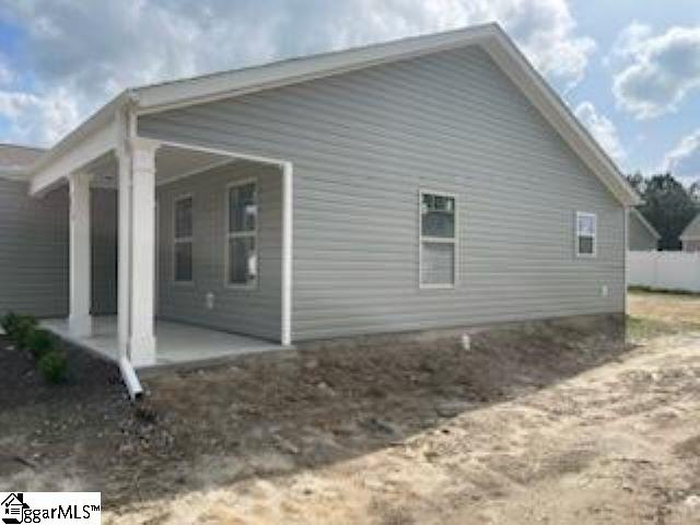 Property image 2 of 312 Dillon Drive in Blossom Meadows, Clinton, SC 29325