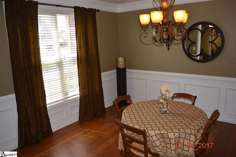 Property image 3 at 6 Farren Court, Greenville, SC 29607