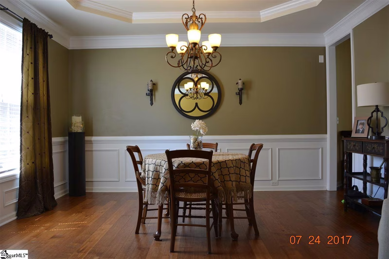 Property image 4 at 6 Farren Court, Greenville, SC 29607