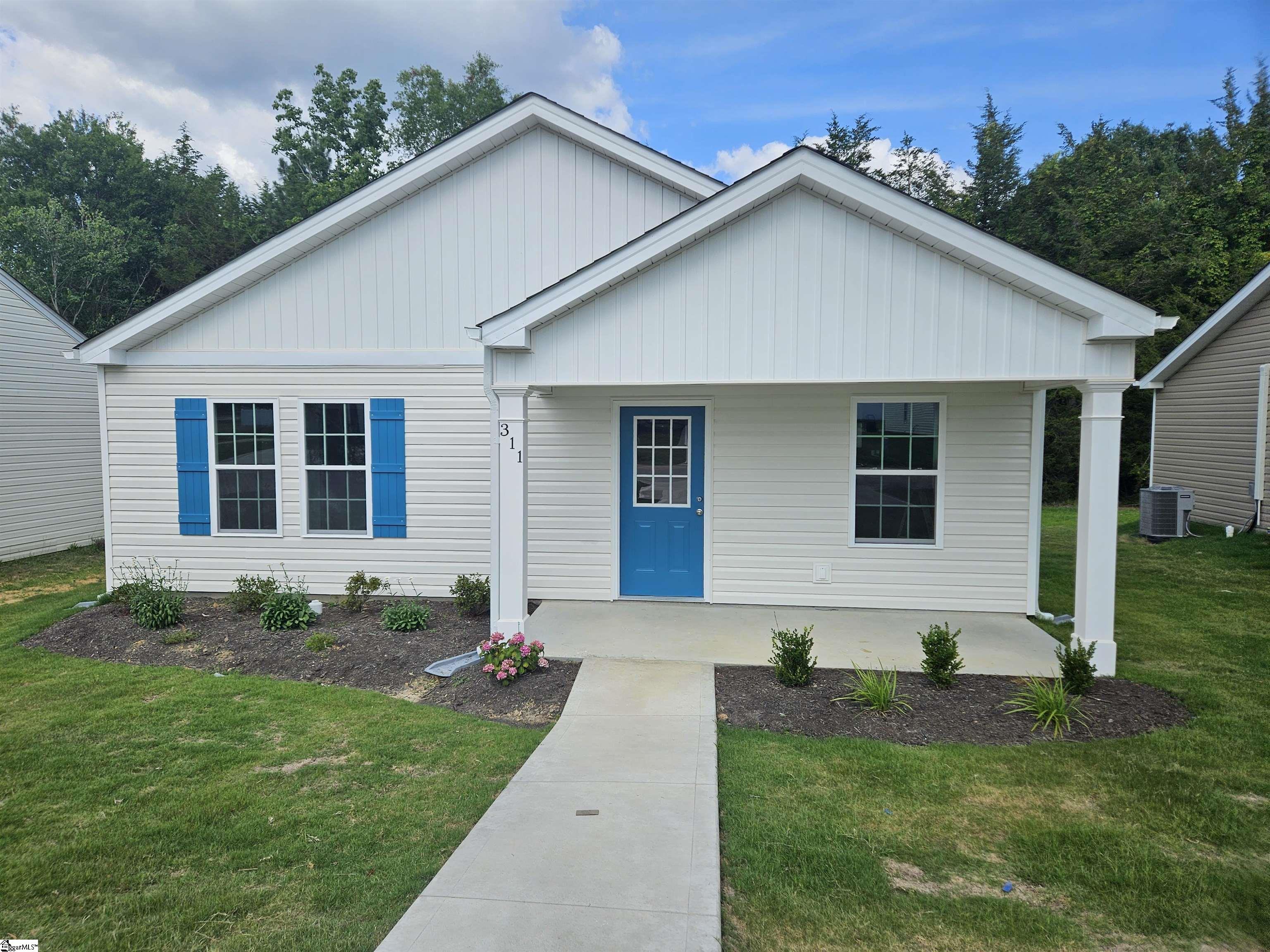 Property image 2 of 311 DILLON Drive in Blossom Meadows, Clinton, SC 29325