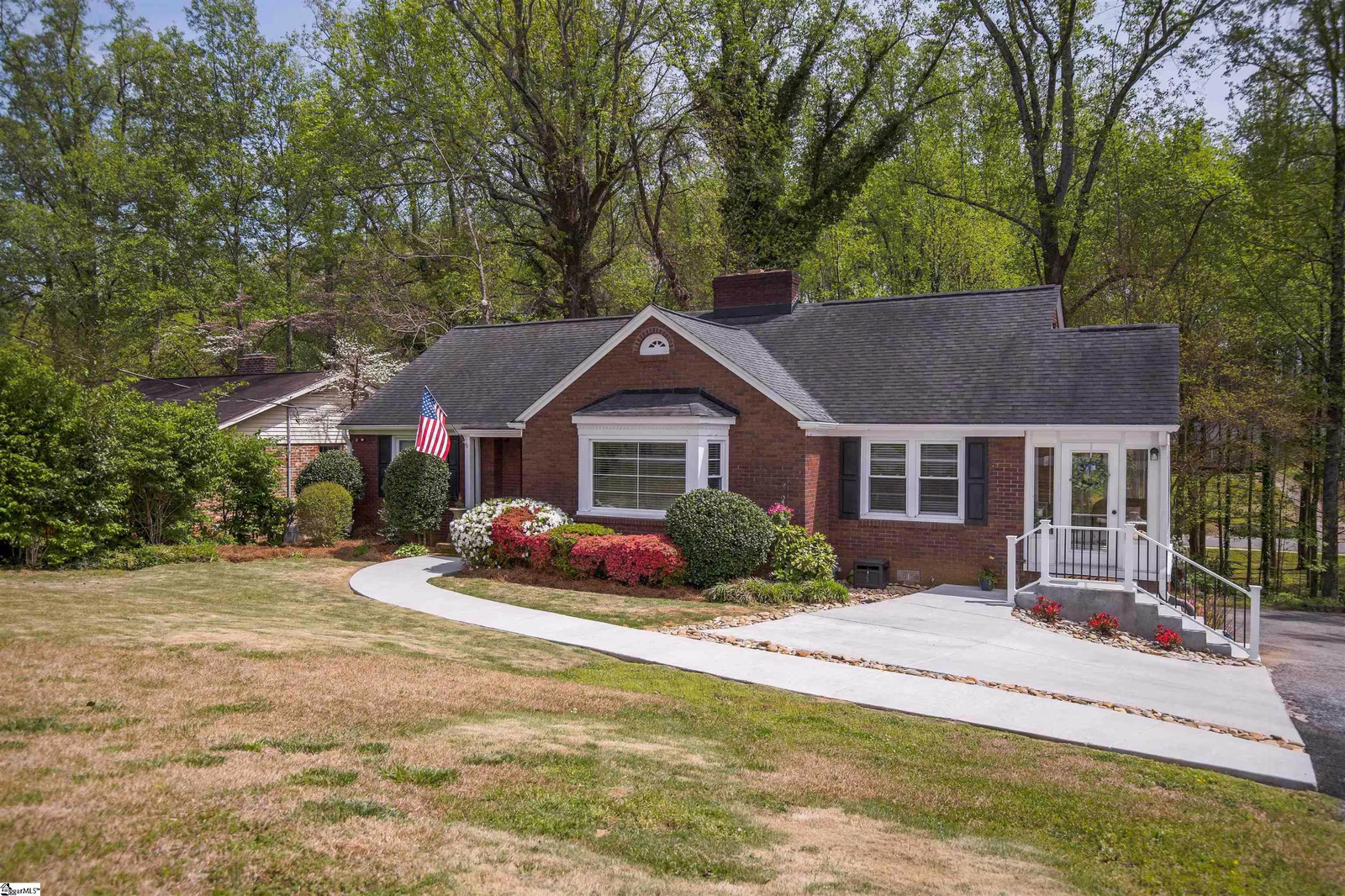 Property image 1 at 136 Dellwood Drive, Greenville, SC 29609