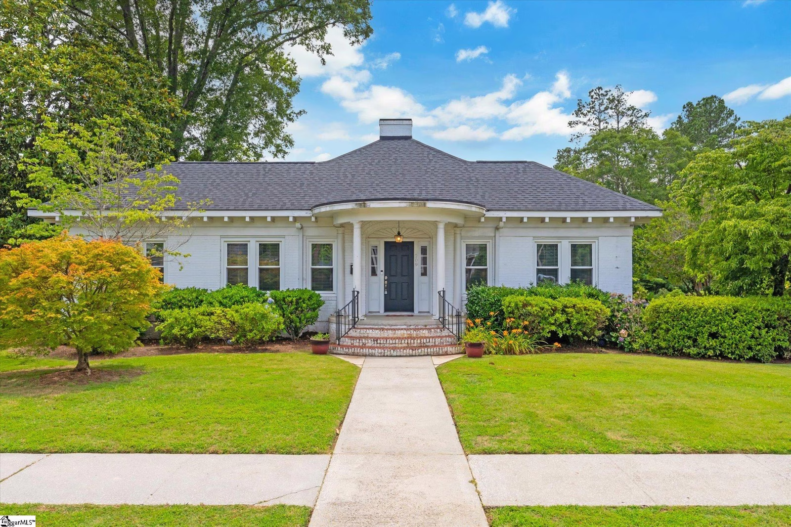 Property image 1 at 209 W Walnut Street, Clinton, SC 29325