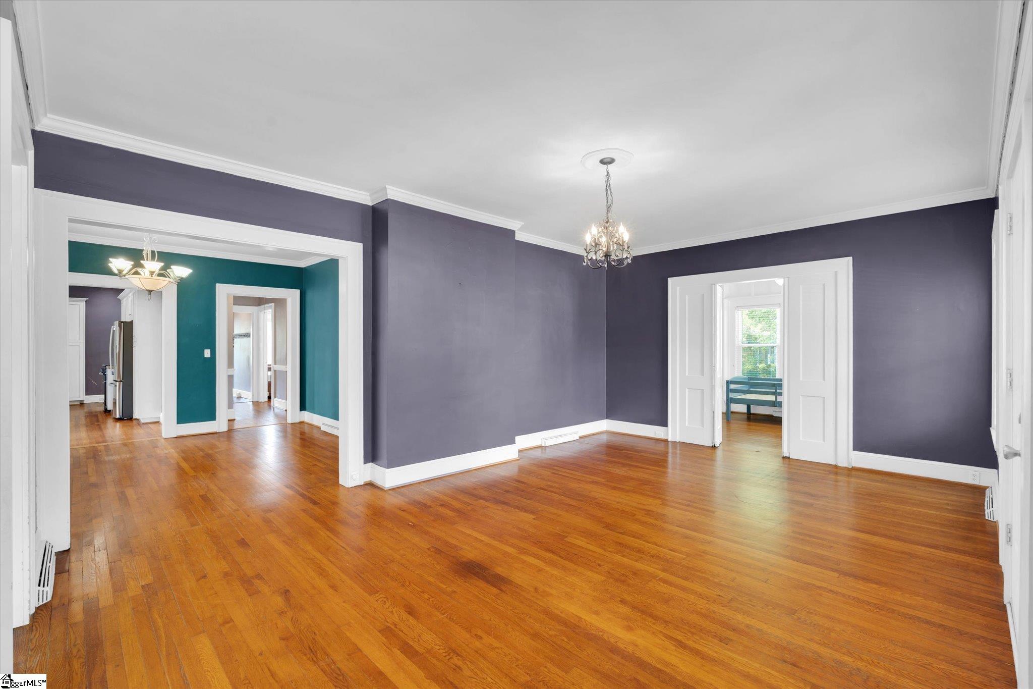 Property image 3 of 209 W Walnut Street in College View, Clinton, SC 29325