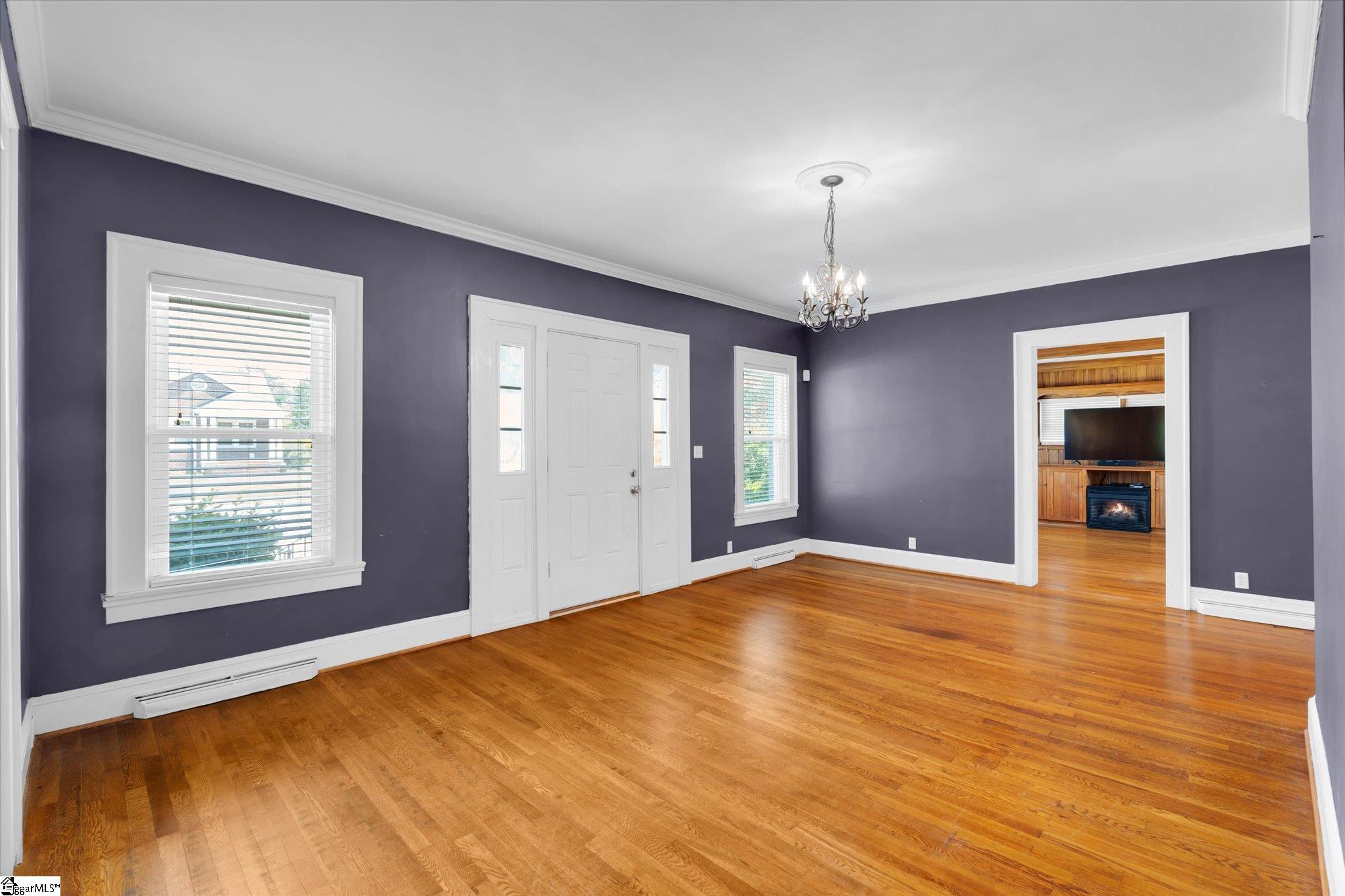 Property image 5 of 209 W Walnut Street in College View, Clinton, SC 29325