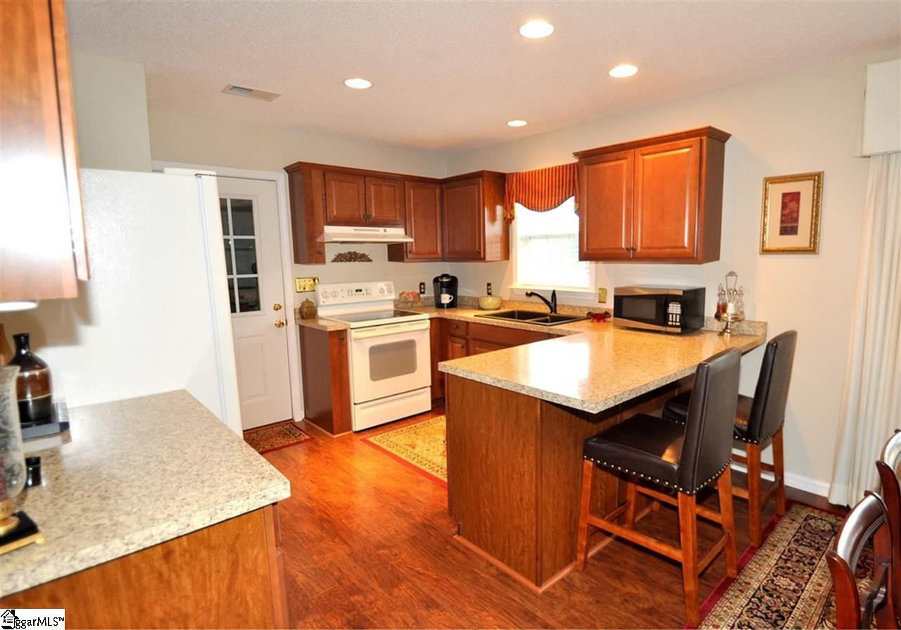 Property image 3 of 116 Essex Drive in Hampton Woods, Clinton, SC 29325