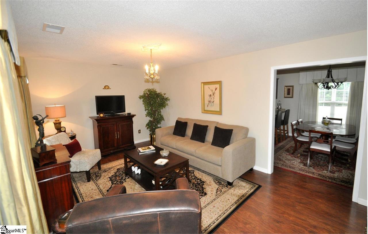 Property image 4 of 116 Essex Drive in Hampton Woods, Clinton, SC 29325