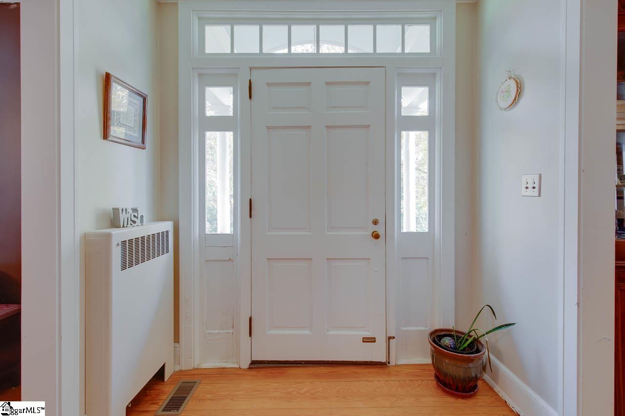 Property image 2 of 123 Woodville Avenue in Overbrook Historic, Greenville, SC 29607