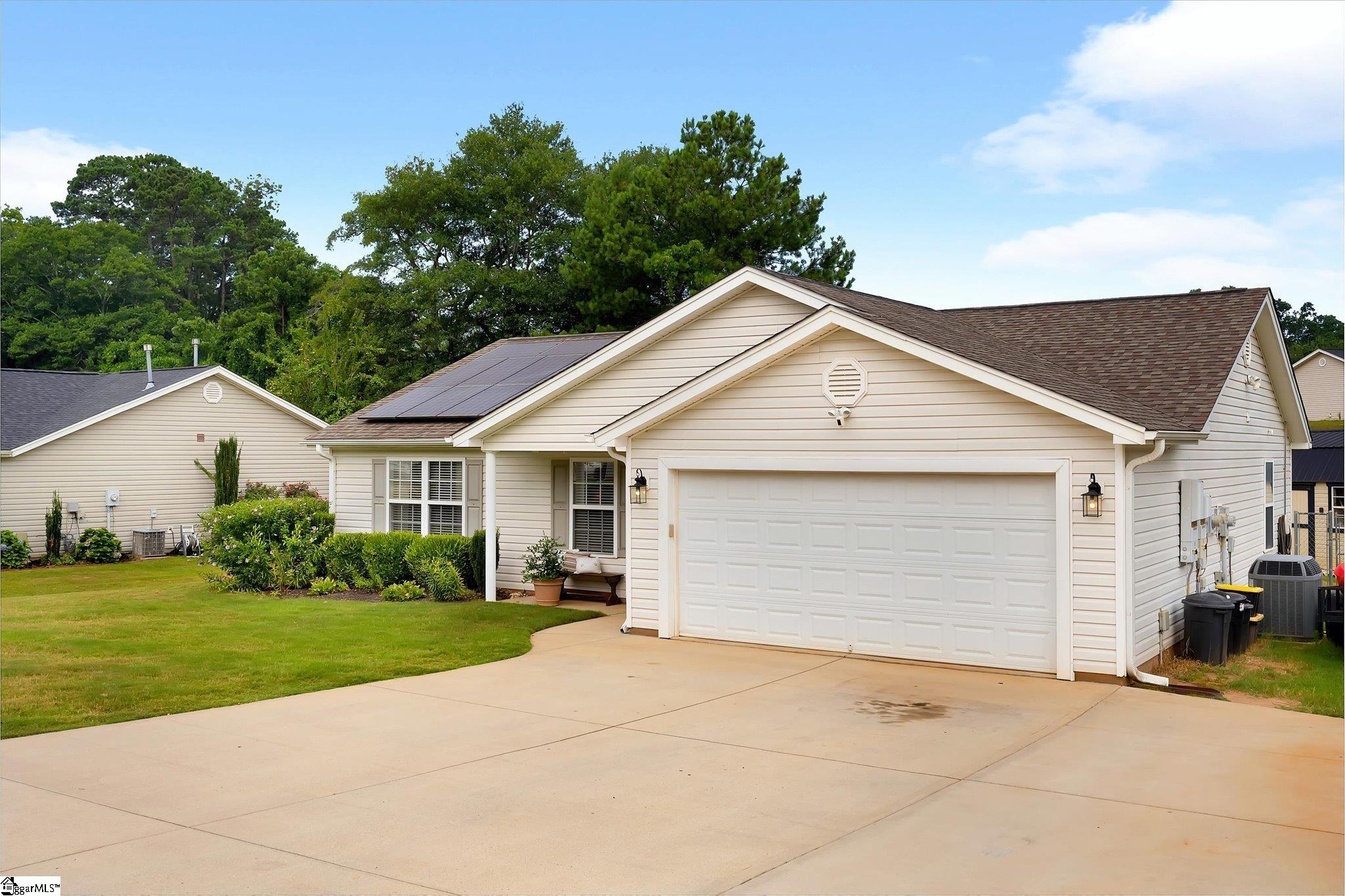 Property image 2 of 230 Rio Way in Casa Del Rio, Anderson, SC 29625