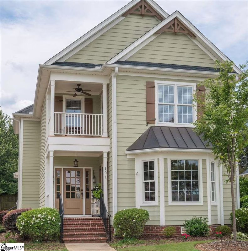 Property image 3 at 101 Applewood Drive, Greenville, SC 29615