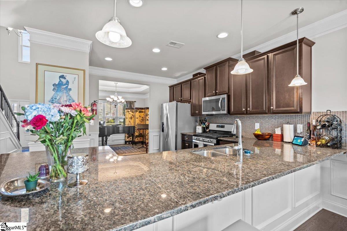 Property image 4 of 22 Stonebury Drive in Victoria Park, Simpsonville, SC 29680